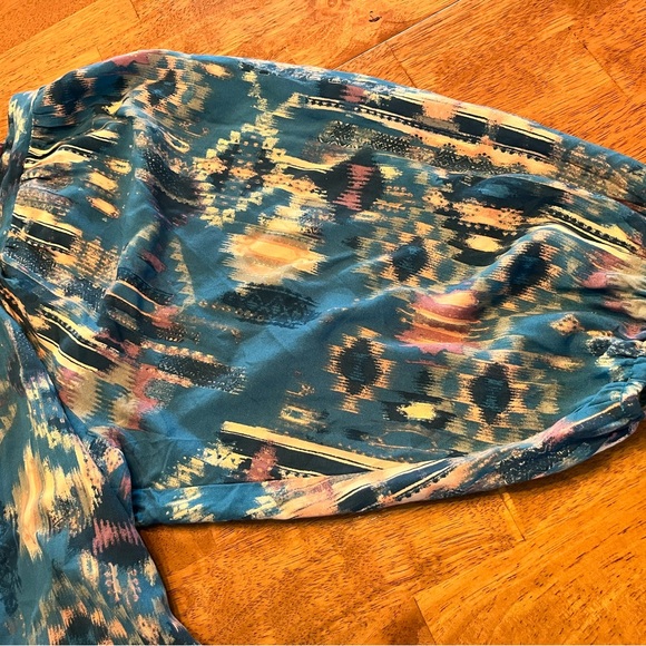 NWT Savanna Jane Turquoise Aztec Southwest Blouse 2X NEW Unique Tie In Back - Picture 5 of 16